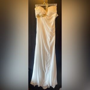 Elegant Ivory Satin and Chiffon Prom Dress